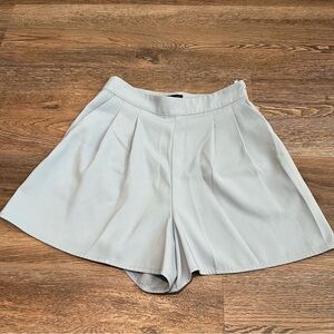 Top Shop Women's Baby Blue Pleated Shorts High Waist Size 2